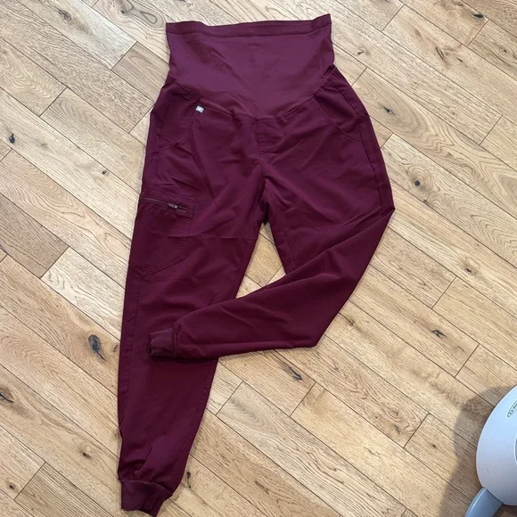 Figs burgundy maternity joggers. Size small - Picture 1 of 3